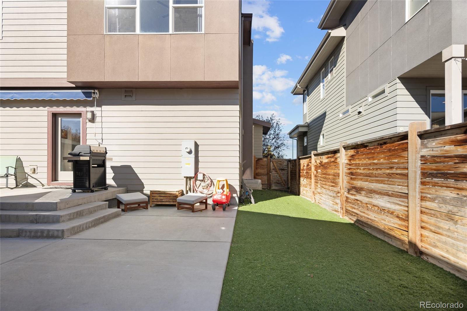 MLS Image #40 for 9792 e 60th avenue,denver, Colorado