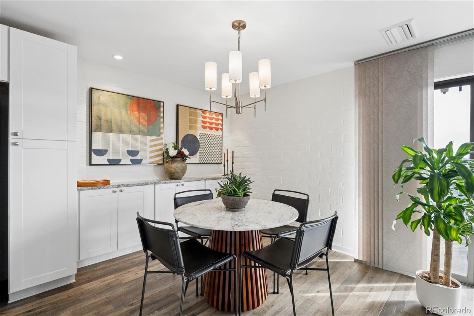 MLS Image #10 for 460 s marion parkway 951,denver, Colorado