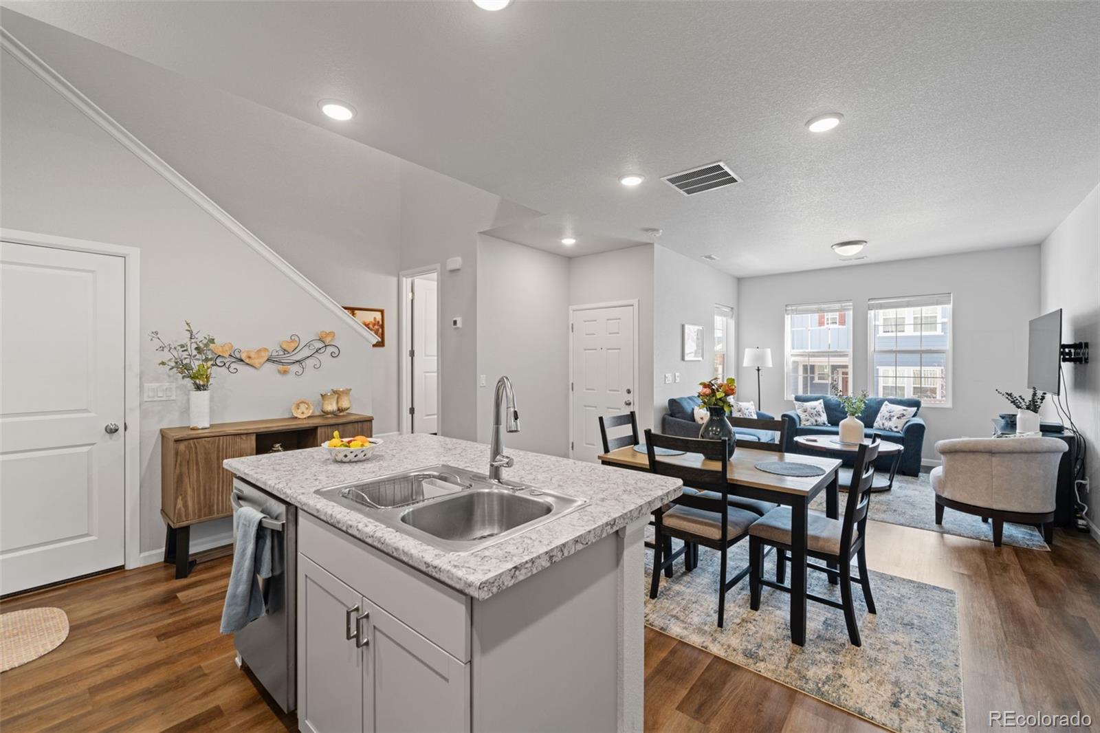 MLS Image #11 for 5030  mountain vista heights ,colorado springs, Colorado