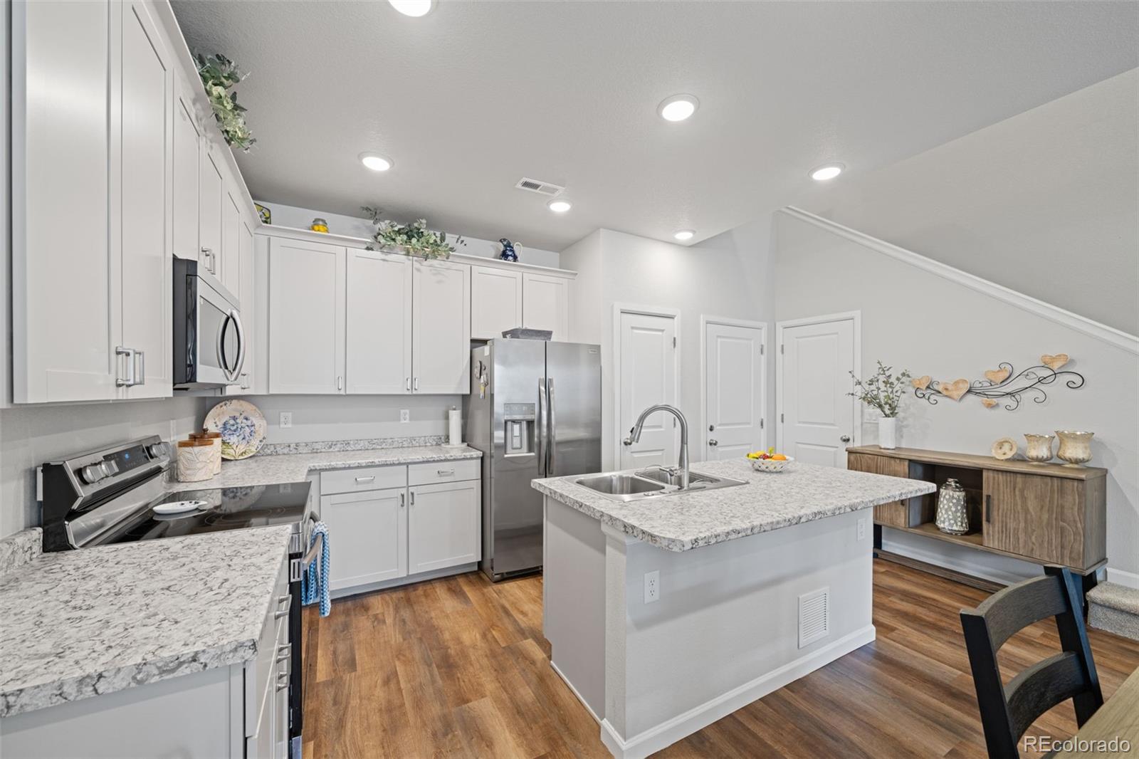 MLS Image #9 for 5030  mountain vista heights ,colorado springs, Colorado