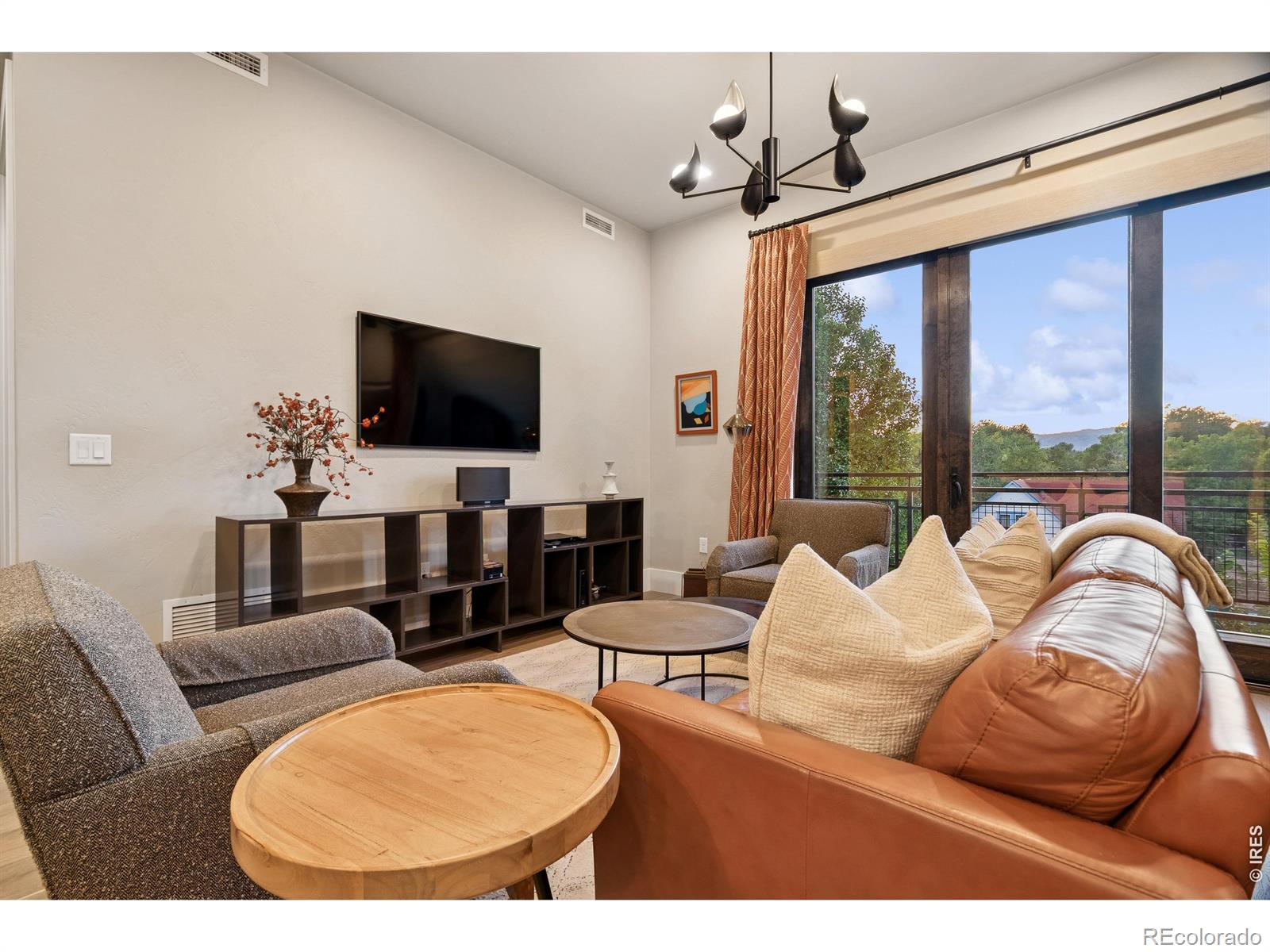 MLS Image #5 for 302 n meldrum street,fort collins, Colorado