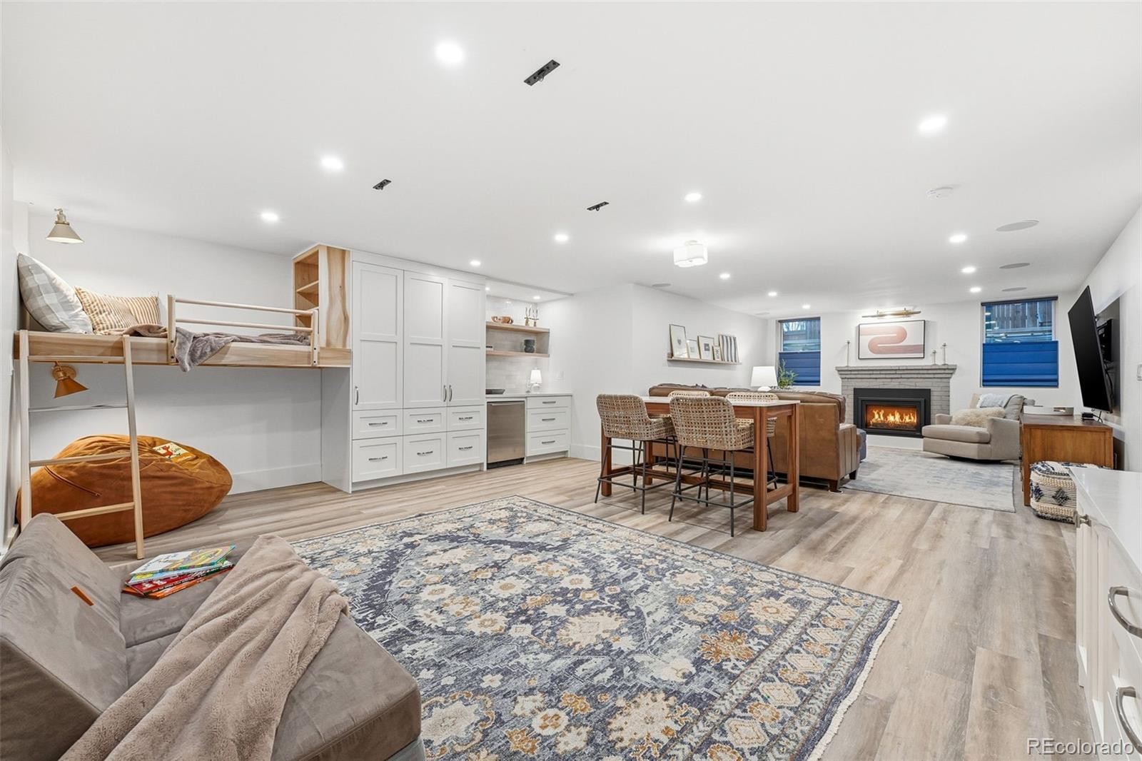 MLS Image #28 for 1911  grape street,denver, Colorado