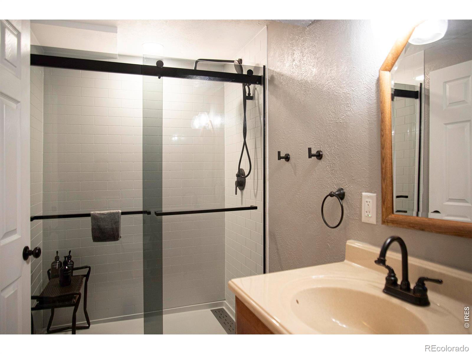MLS Image #18 for 13866 e linvale place a,aurora, Colorado