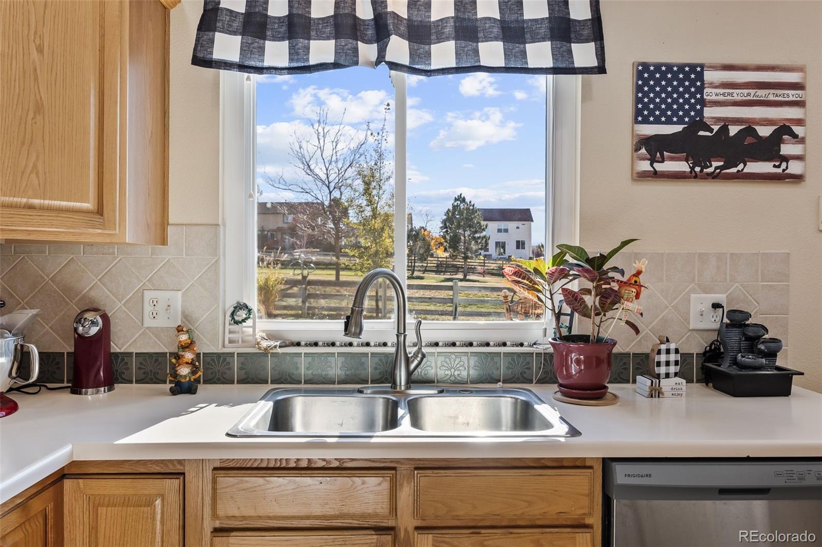 MLS Image #14 for 265  talus road,monument, Colorado