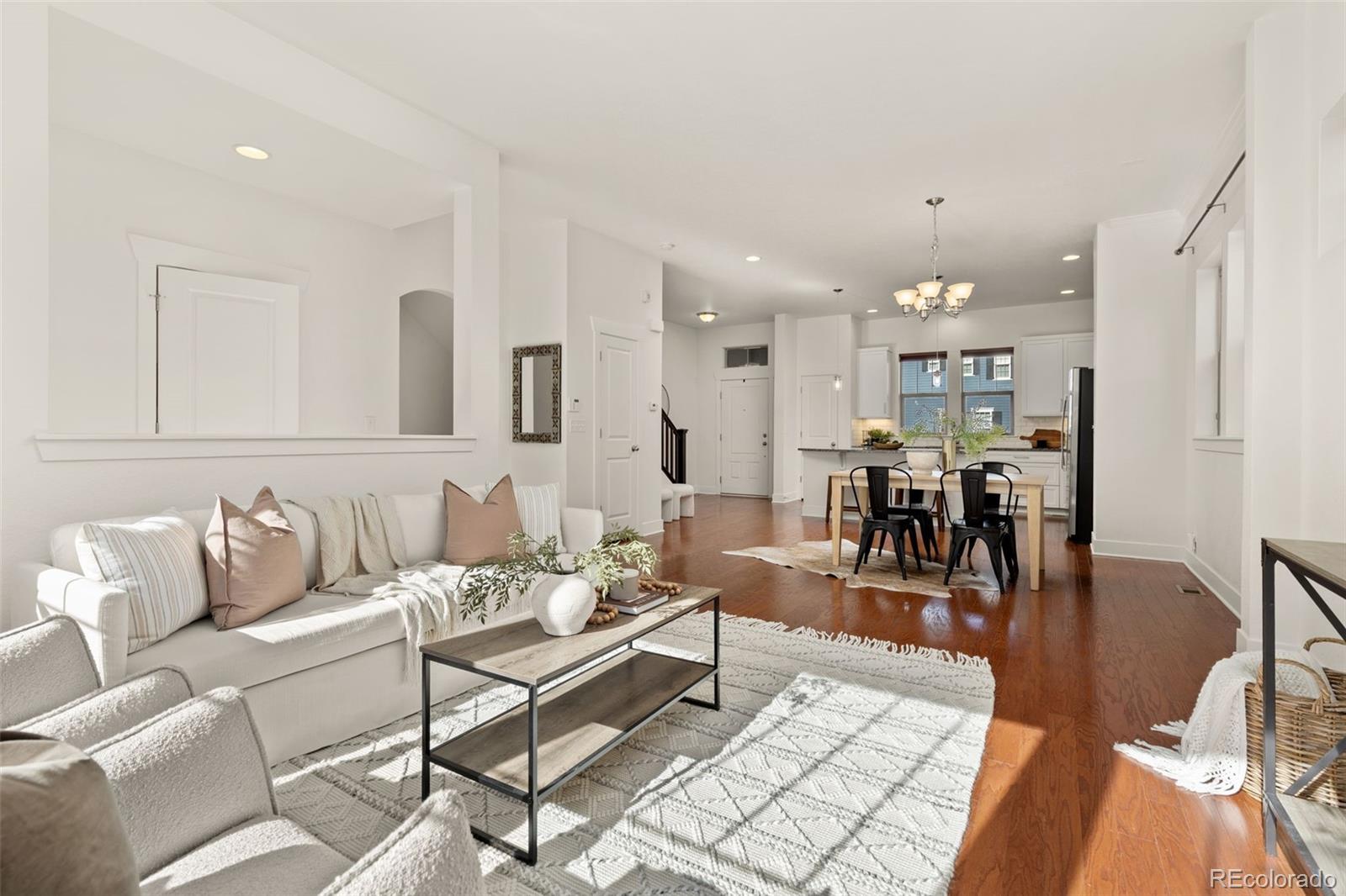 MLS Image #12 for 8518 e 54th place ,denver, Colorado