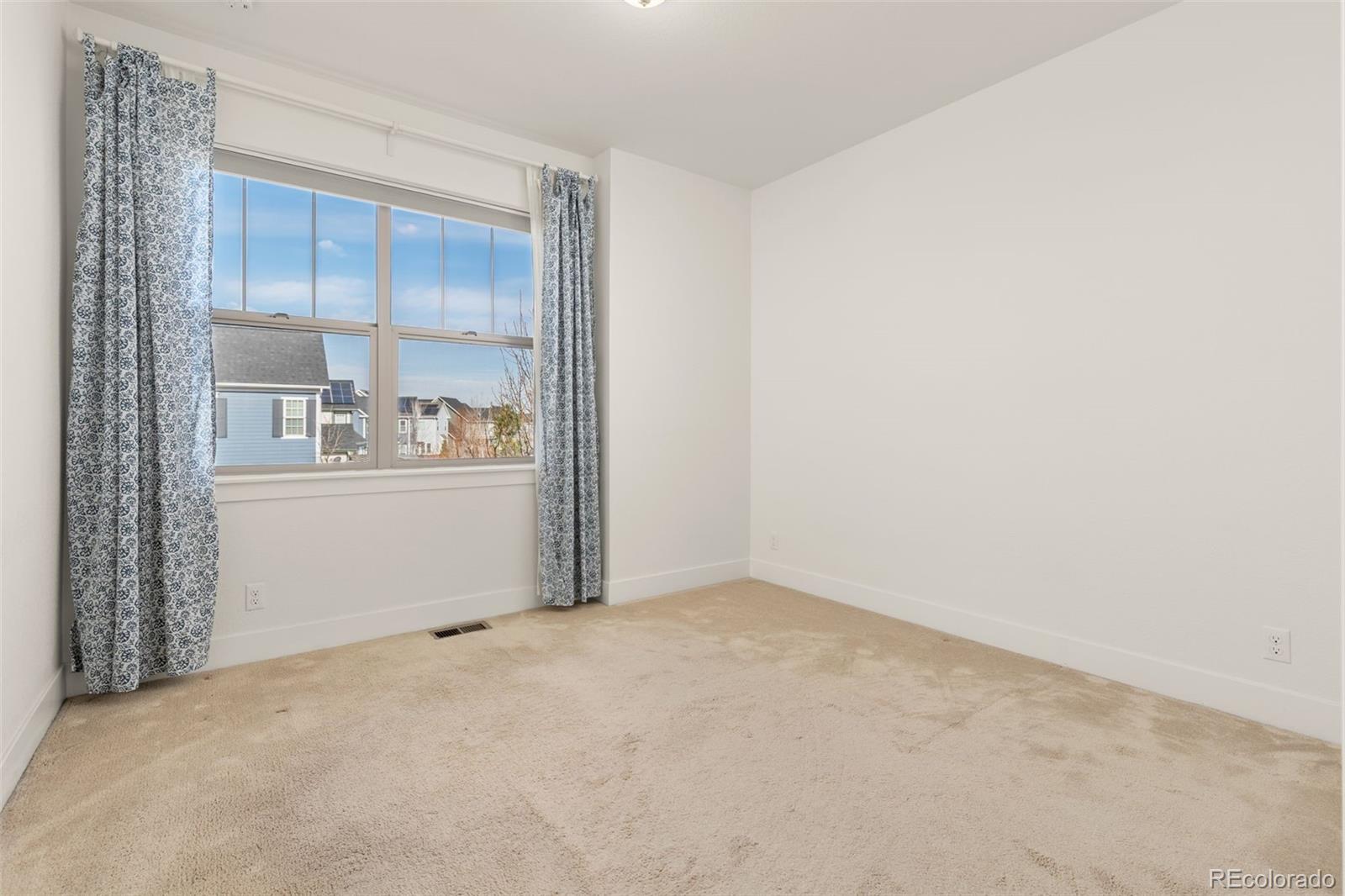 MLS Image #21 for 8518 e 54th place ,denver, Colorado