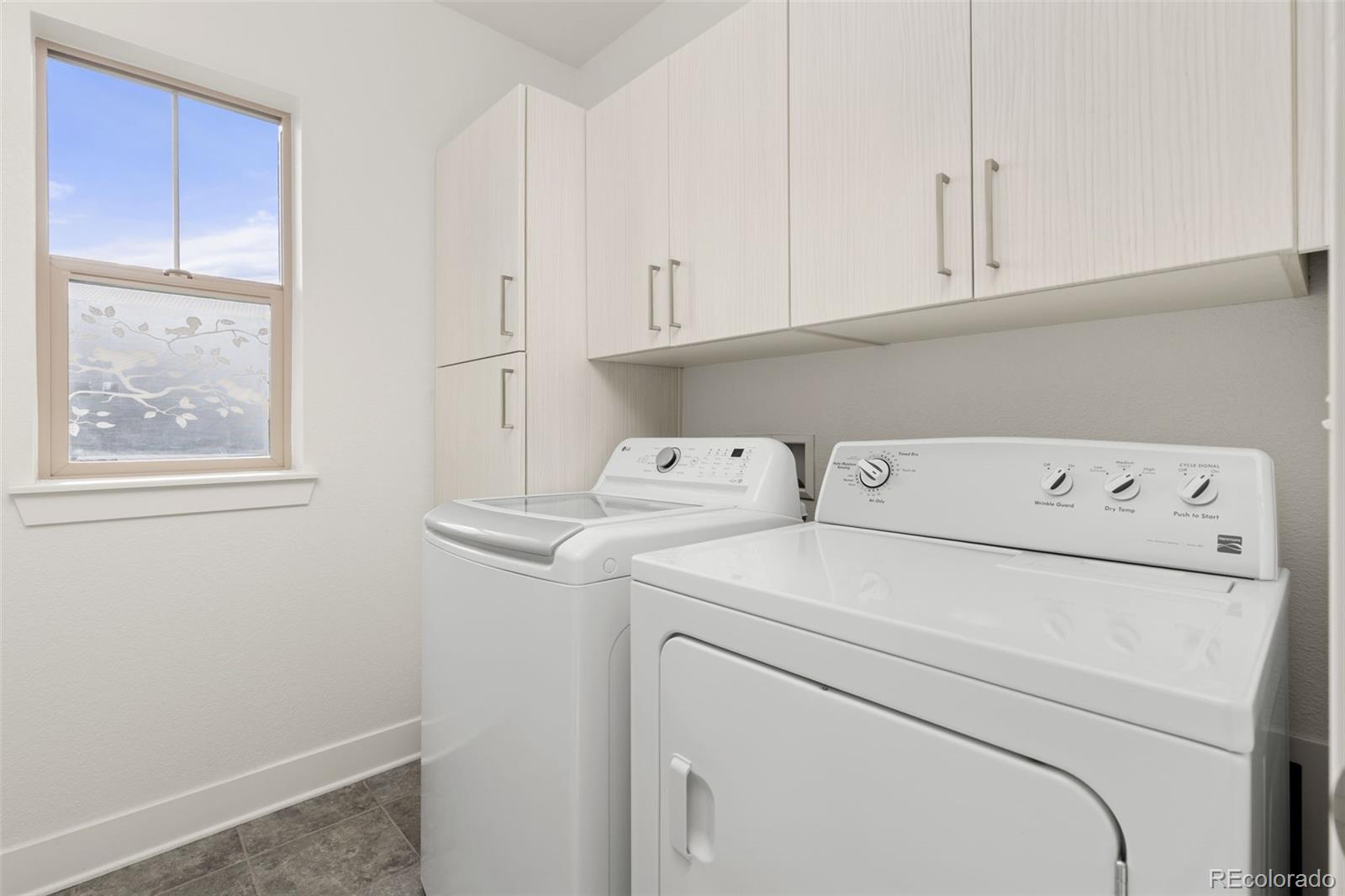MLS Image #23 for 8518 e 54th place ,denver, Colorado