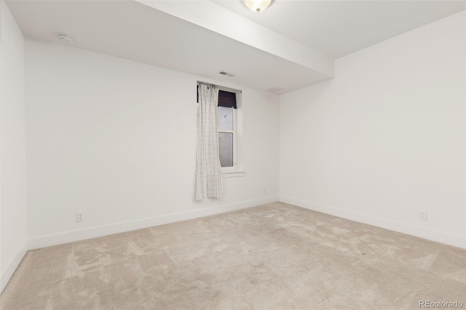 MLS Image #27 for 8518 e 54th place ,denver, Colorado