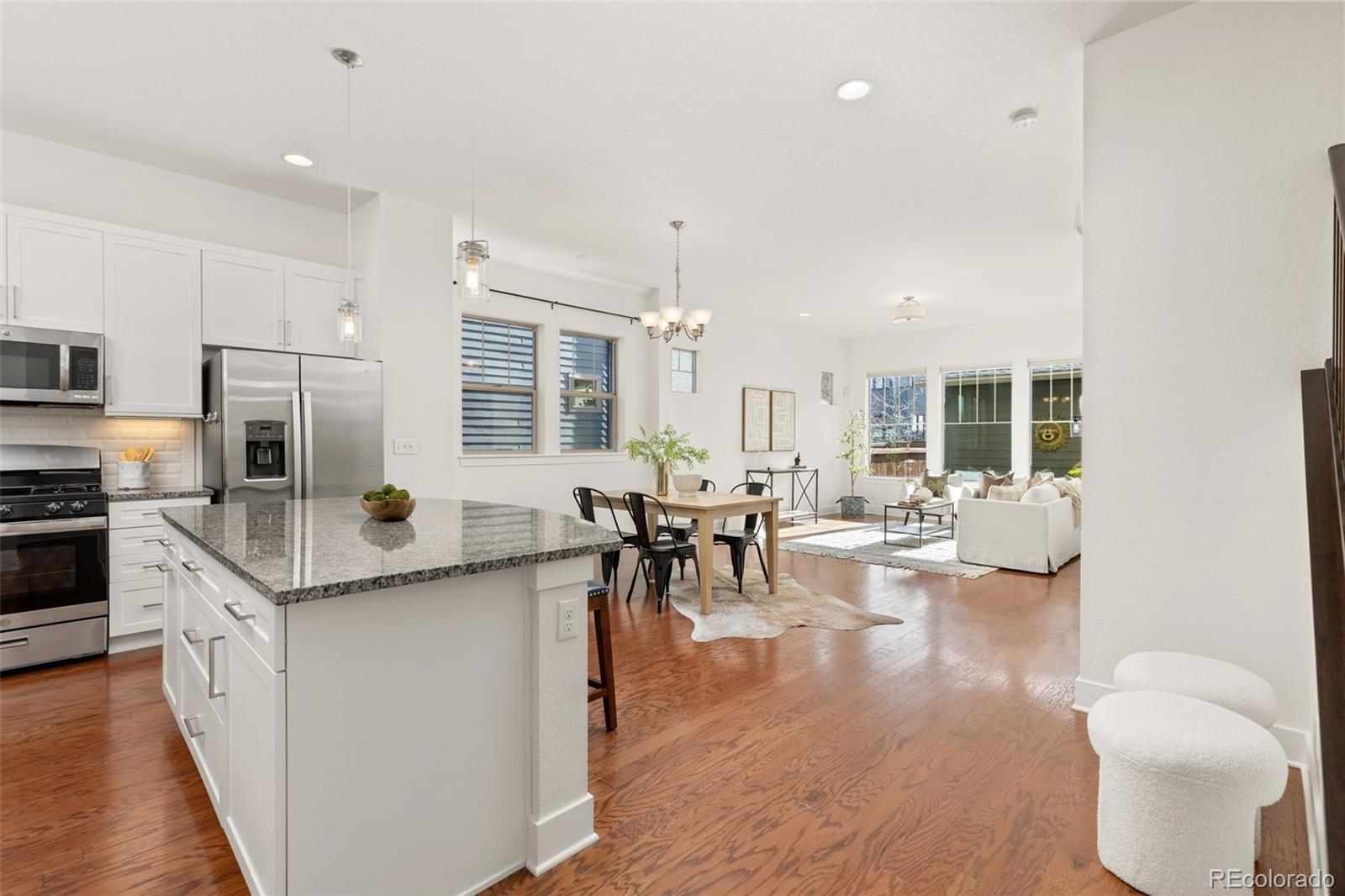 MLS Image #5 for 8518 e 54th place ,denver, Colorado