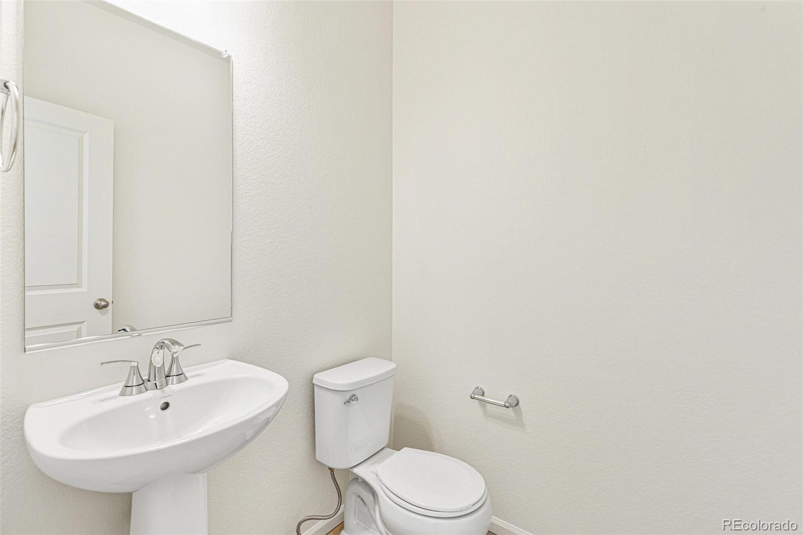 MLS Image #14 for 13499 e 111th avenue,commerce city, Colorado