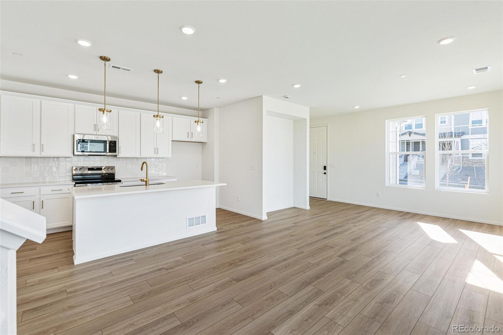 MLS Image #3 for 13499 e 111th avenue,commerce city, Colorado