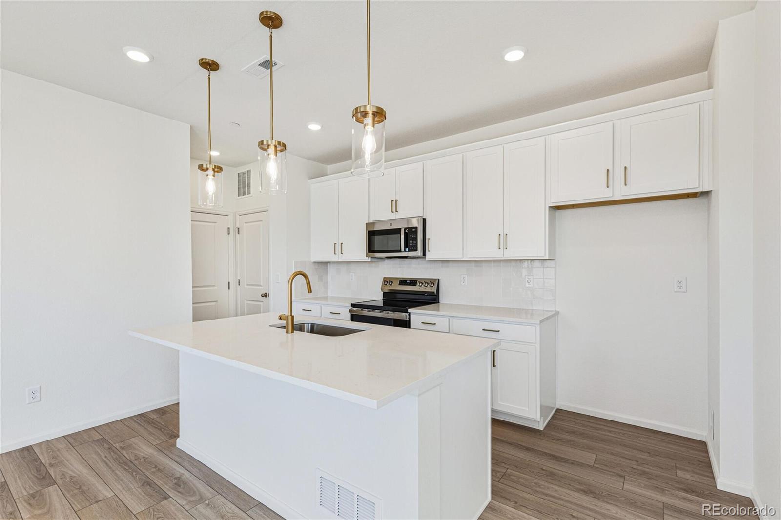 MLS Image #9 for 13499 e 111th avenue,commerce city, Colorado