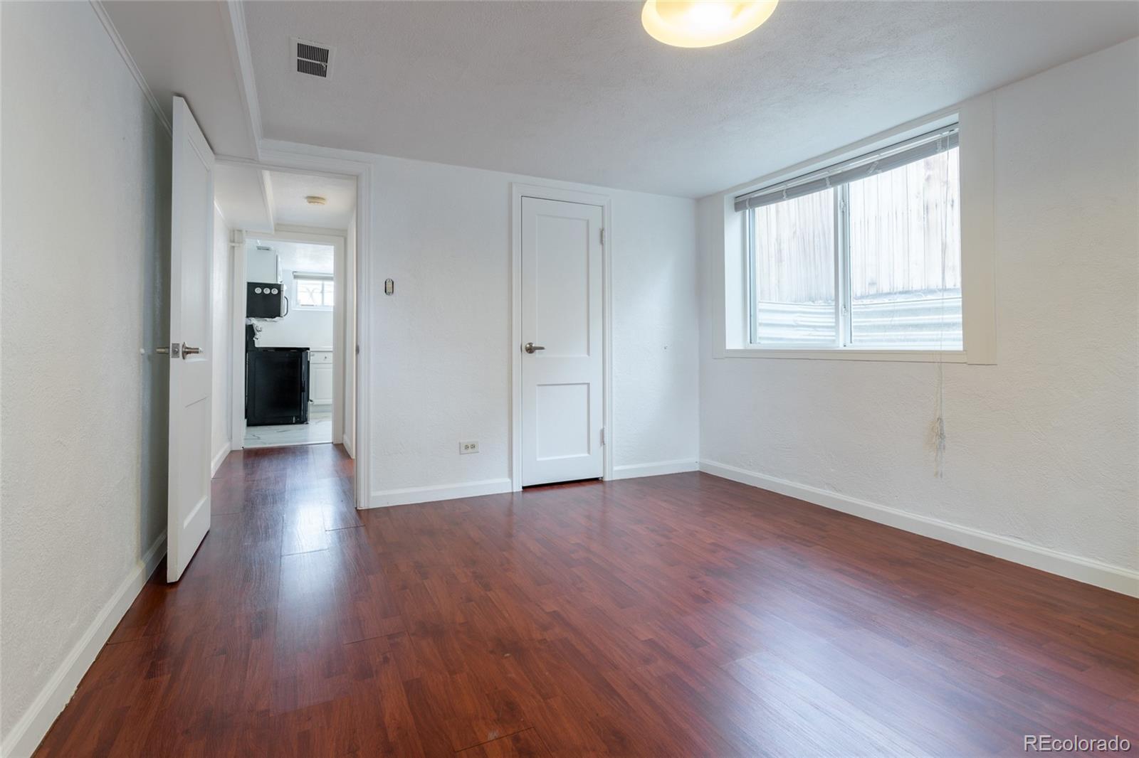 MLS Image #19 for 2261 s lincoln street,denver, Colorado