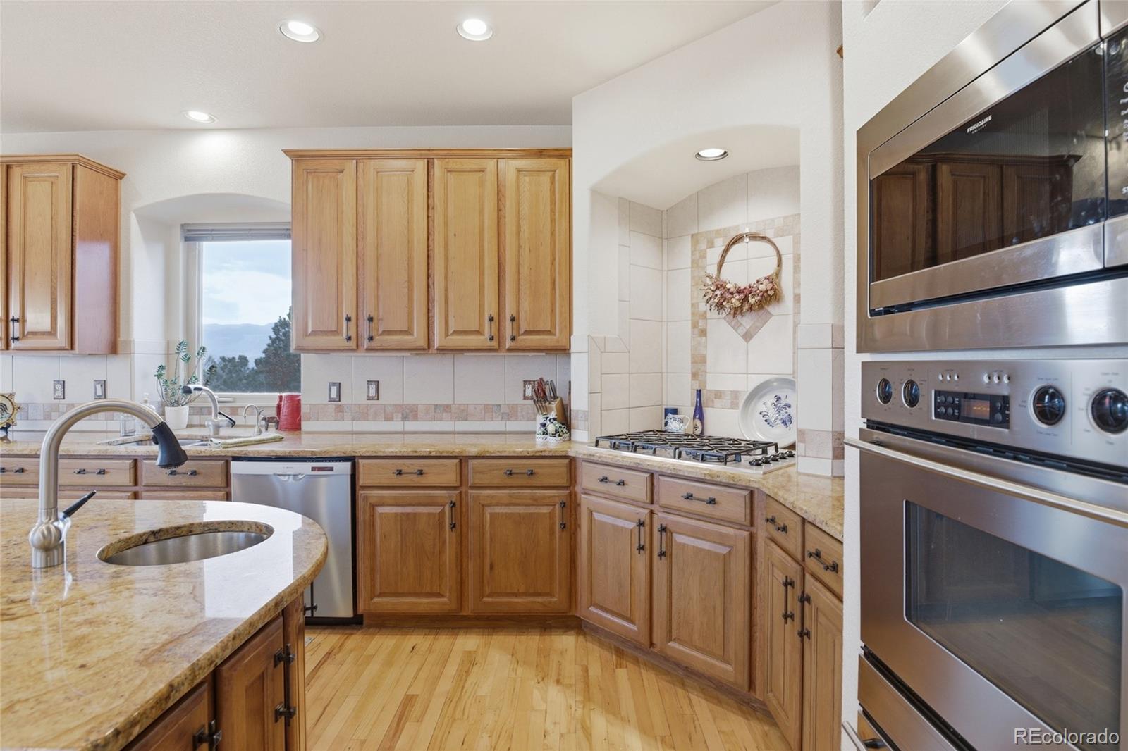 MLS Image #6 for 9935  sawleaf court,colorado springs, Colorado