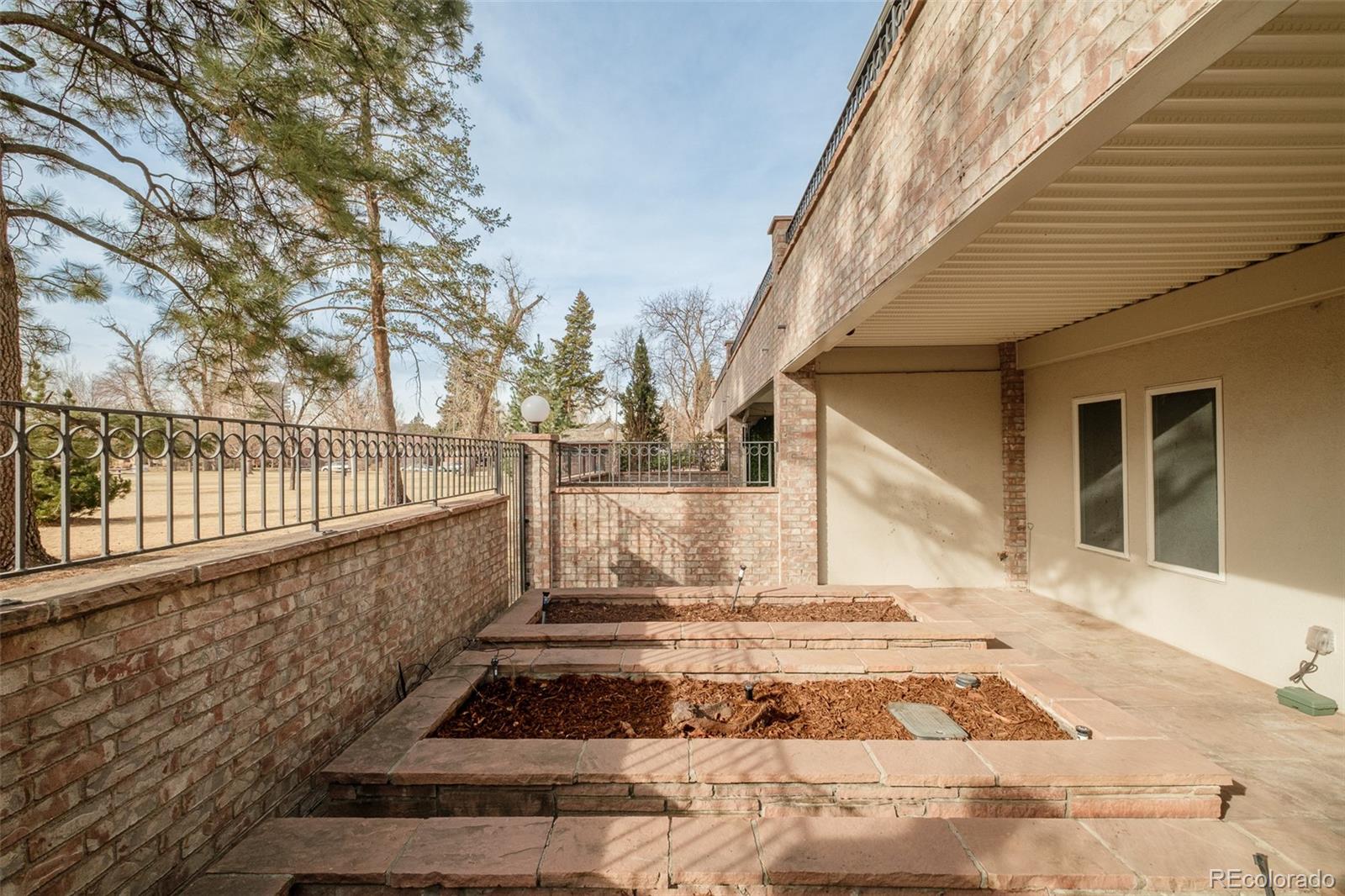 MLS Image #28 for 355 n ogden street,denver, Colorado