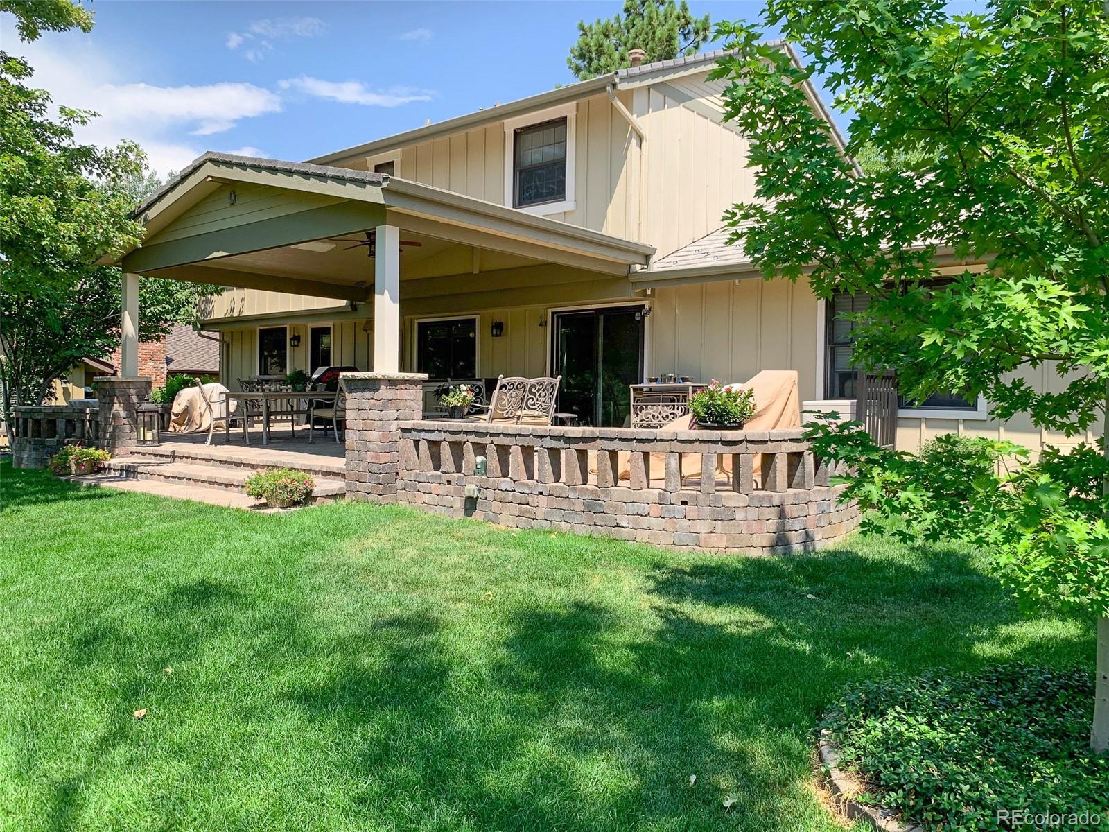MLS Image #2 for 7518 s willow circle,centennial, Colorado