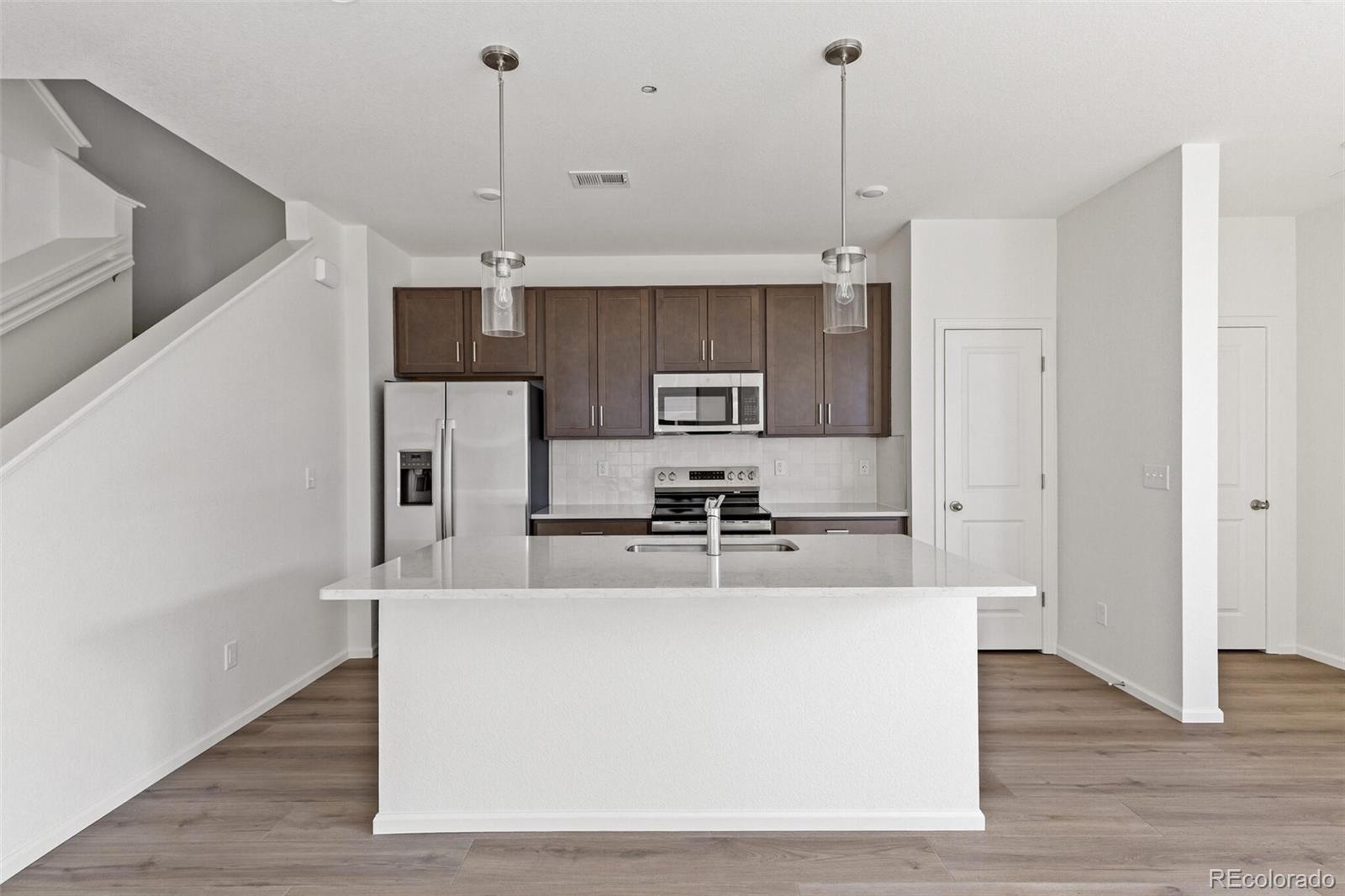 MLS Image #11 for 13519 e 111th avenue,commerce city, Colorado