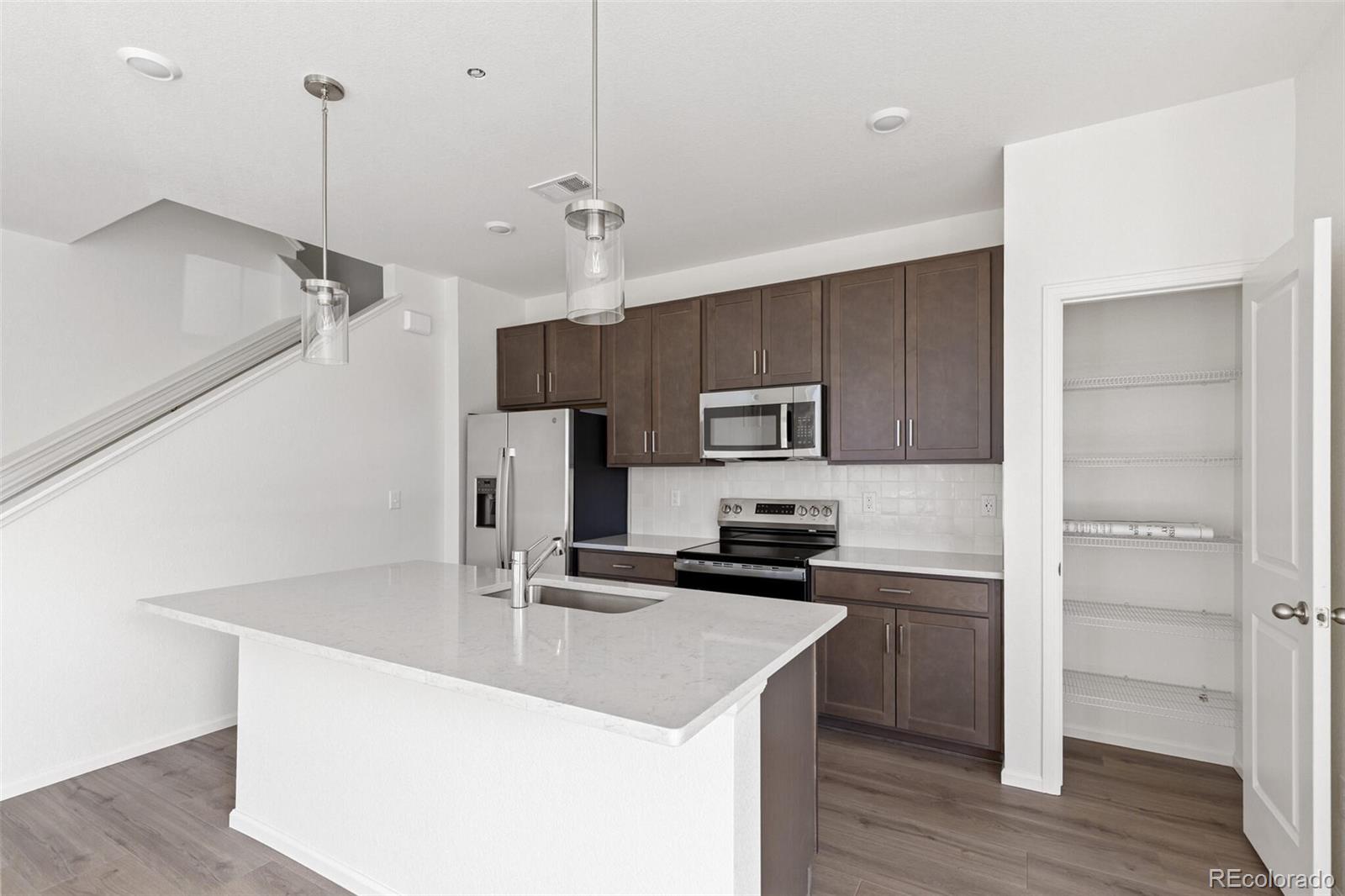 MLS Image #9 for 13519 e 111th avenue,commerce city, Colorado
