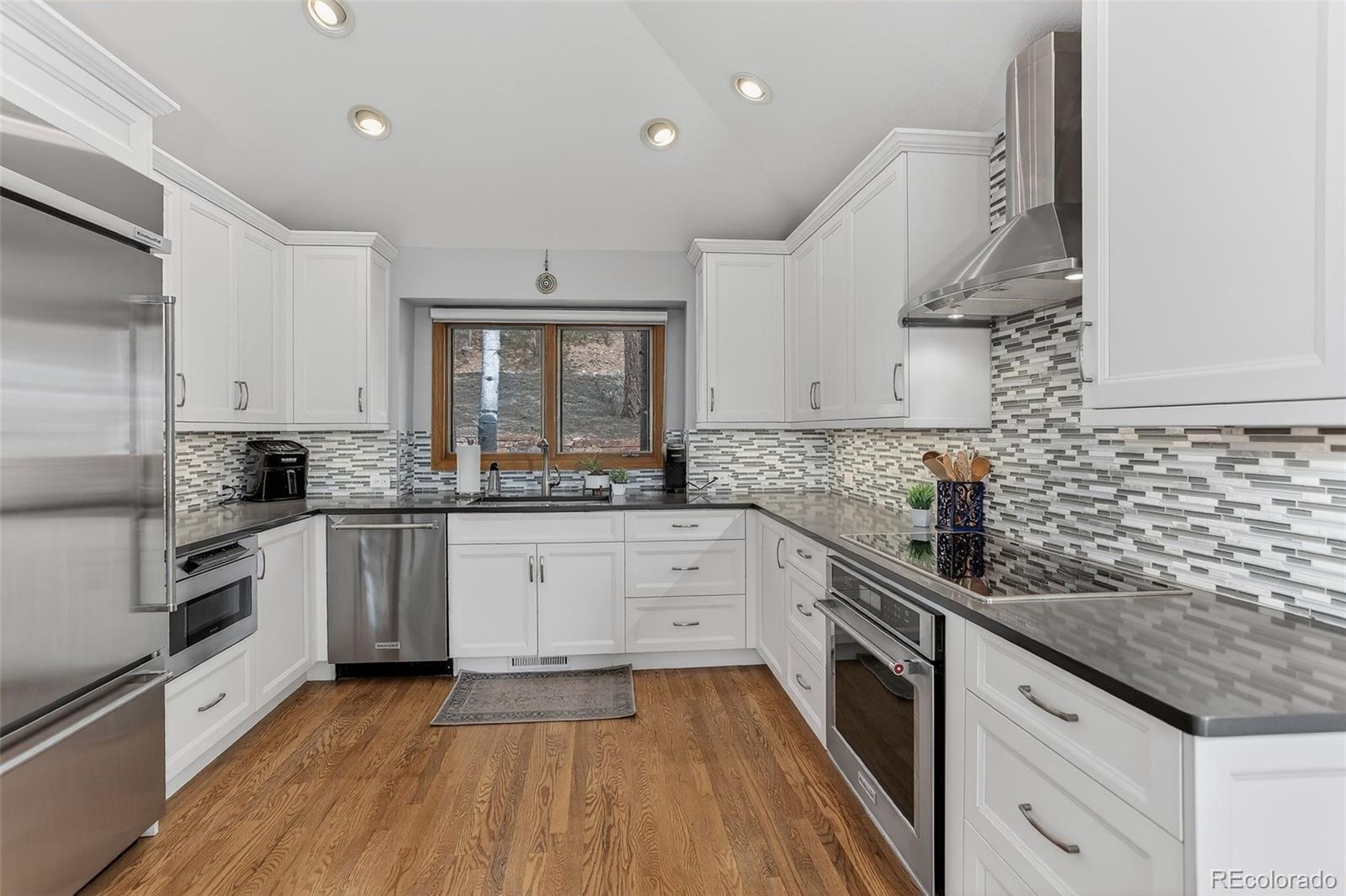 MLS Image #11 for 1209  northridge court,golden, Colorado