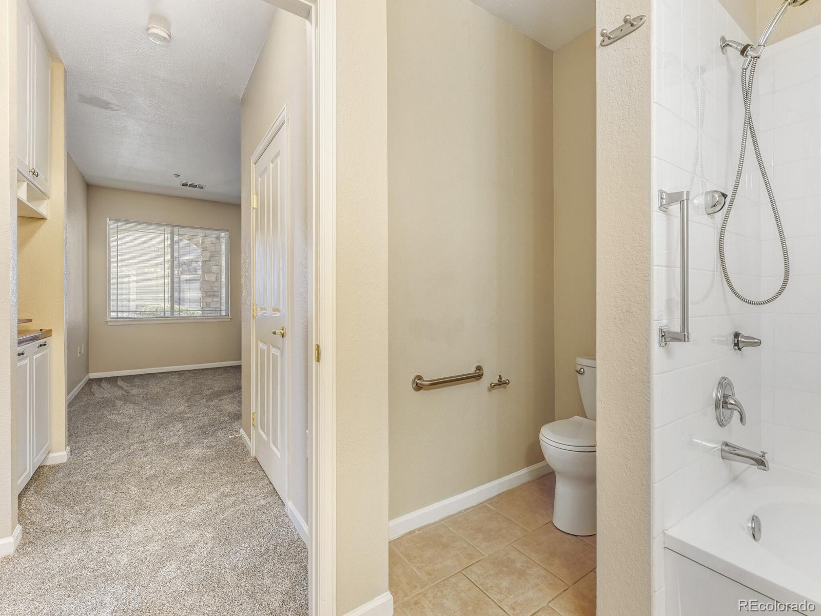 MLS Image #15 for 8369 s independence circle 101,littleton, Colorado