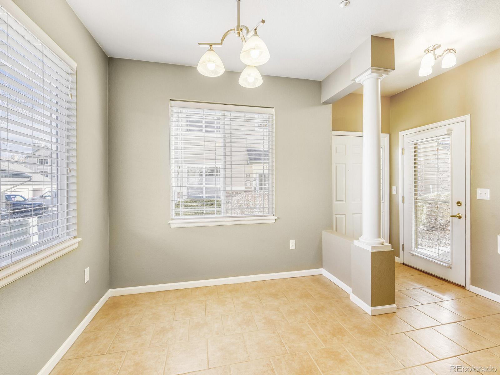 MLS Image #8 for 8369 s independence circle 101,littleton, Colorado