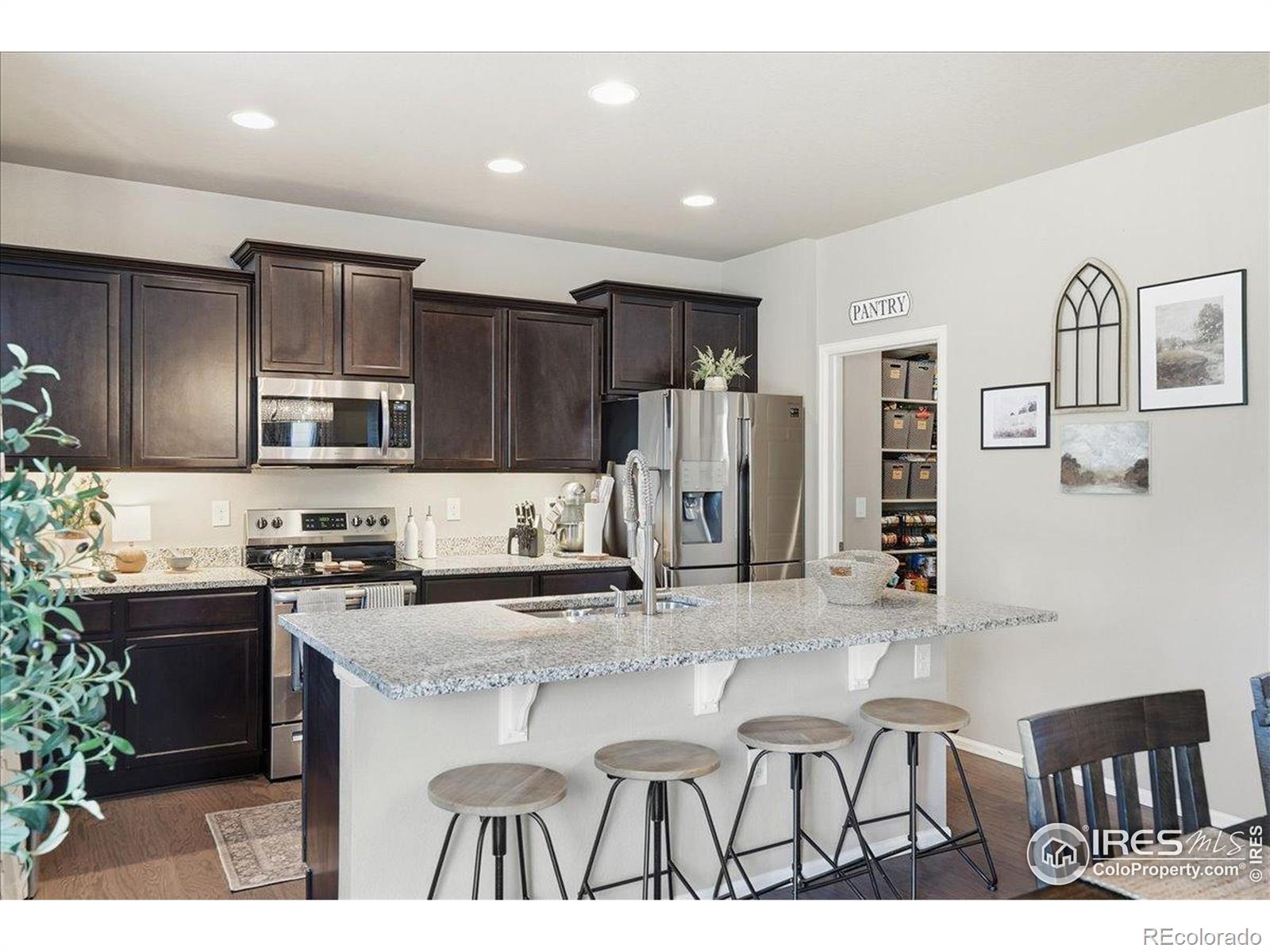 MLS Image #8 for 13857  tamarac street,thornton, Colorado