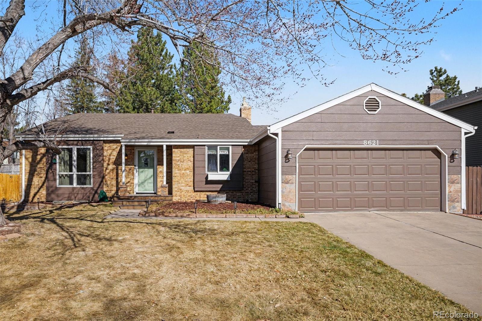 MLS Image #1 for 8621 w hinsdale place,littleton, Colorado
