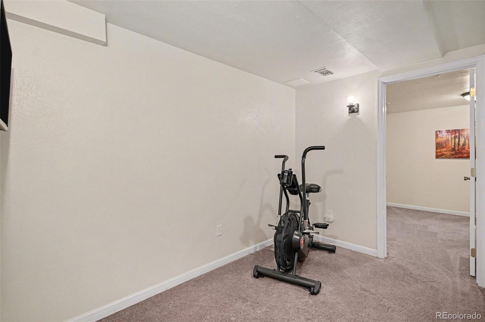 MLS Image #15 for 8621 w hinsdale place,littleton, Colorado