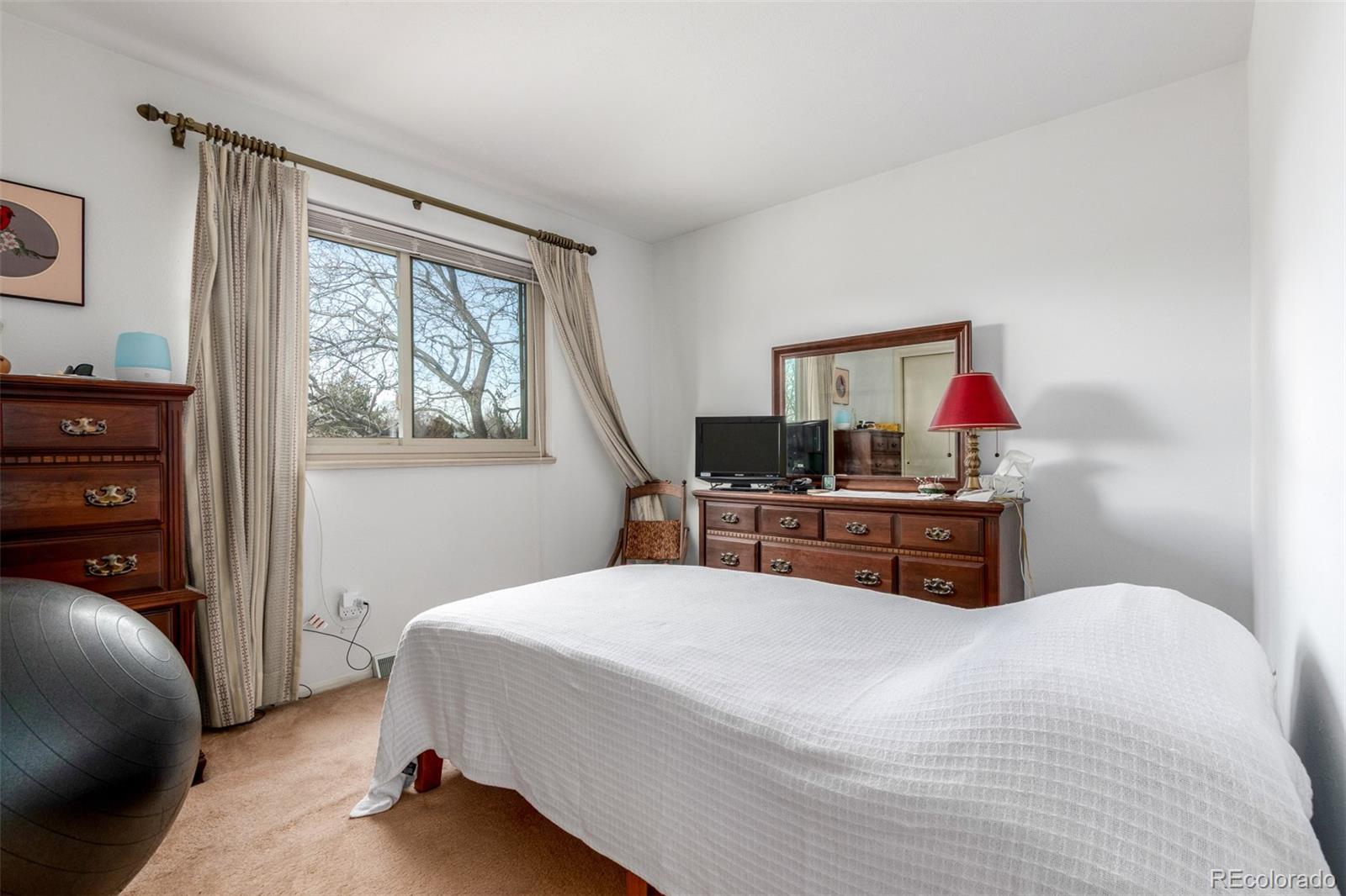 MLS Image #14 for 8414  kendall court,arvada, Colorado