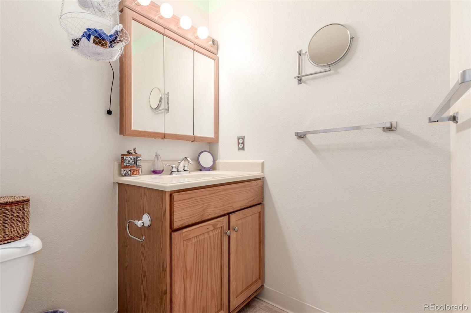 MLS Image #9 for 8414  kendall court,arvada, Colorado
