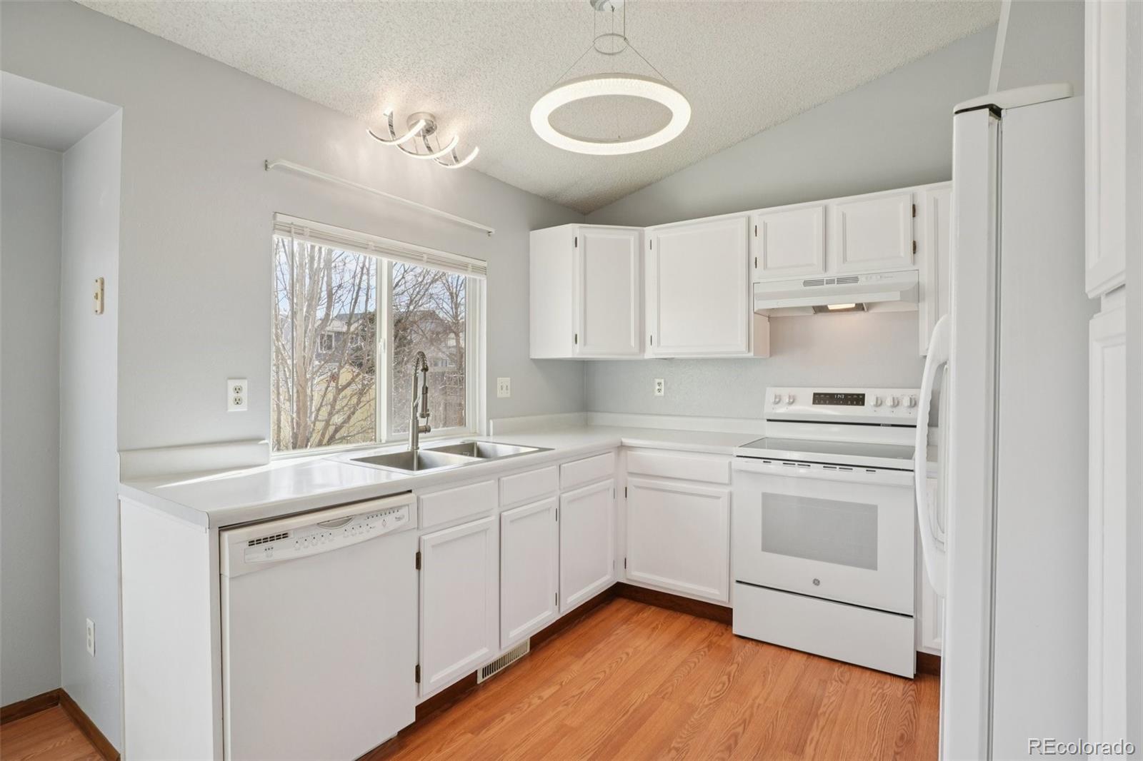 MLS Image #5 for 12152  dahlia drive,thornton, Colorado