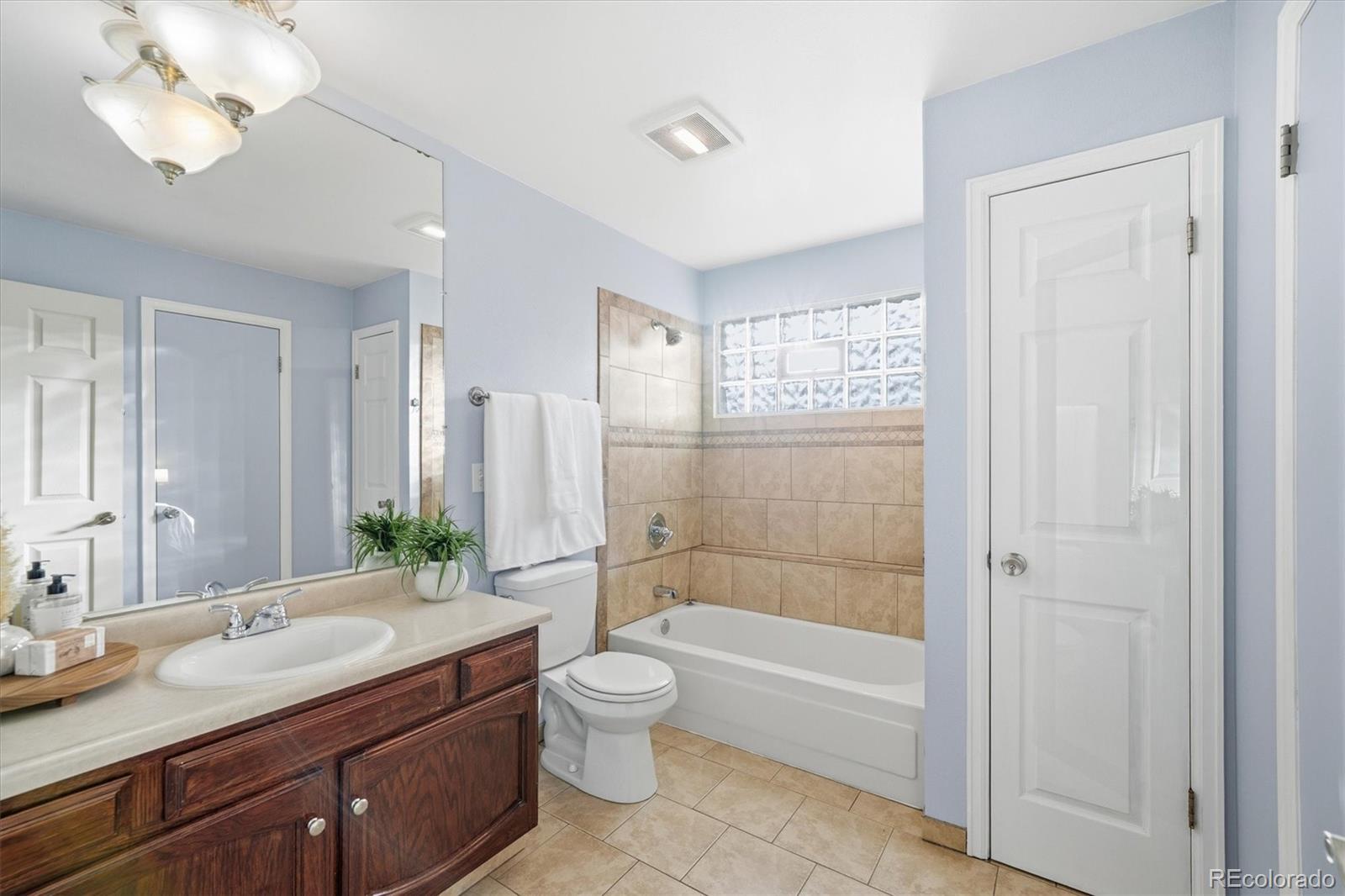 MLS Image #18 for 6843 s everett street,littleton, Colorado