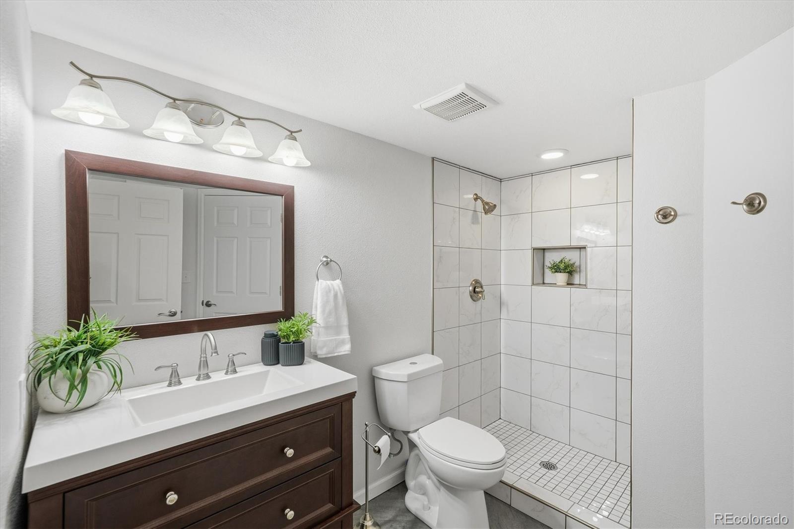 MLS Image #26 for 6843 s everett street,littleton, Colorado