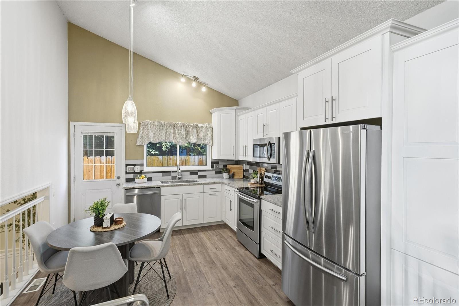 MLS Image #4 for 6843 s everett street,littleton, Colorado