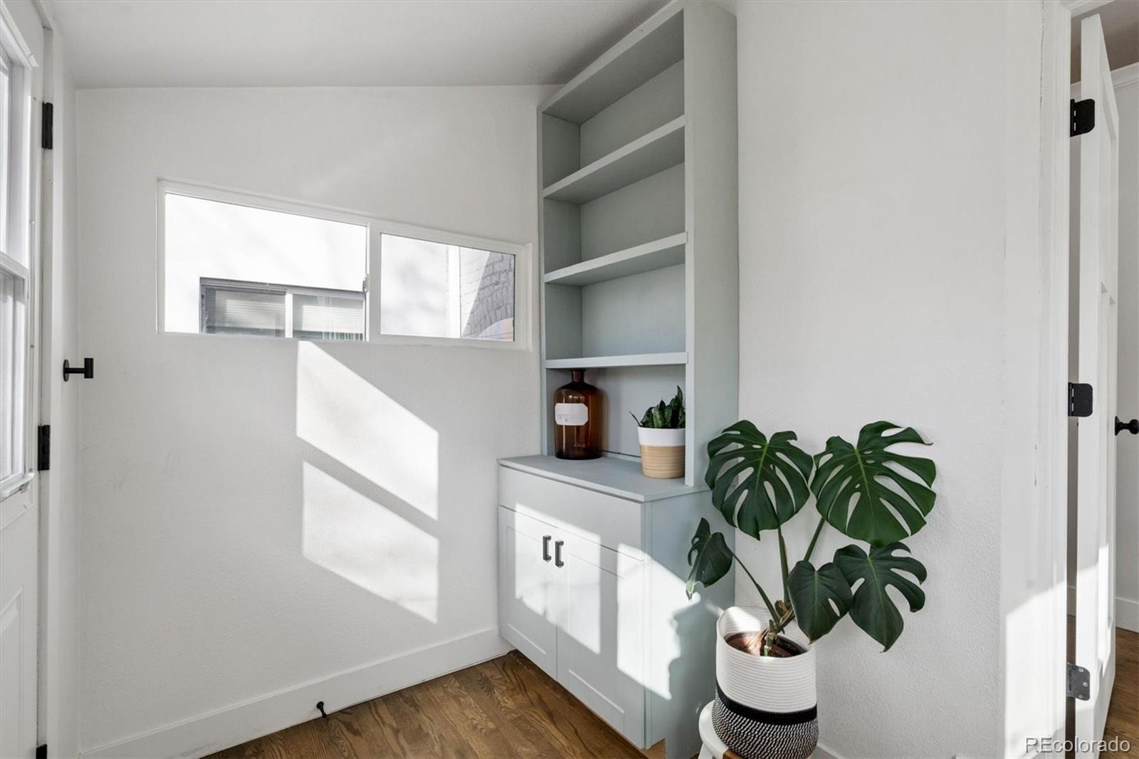 MLS Image #12 for 123 s emerson street,denver, Colorado