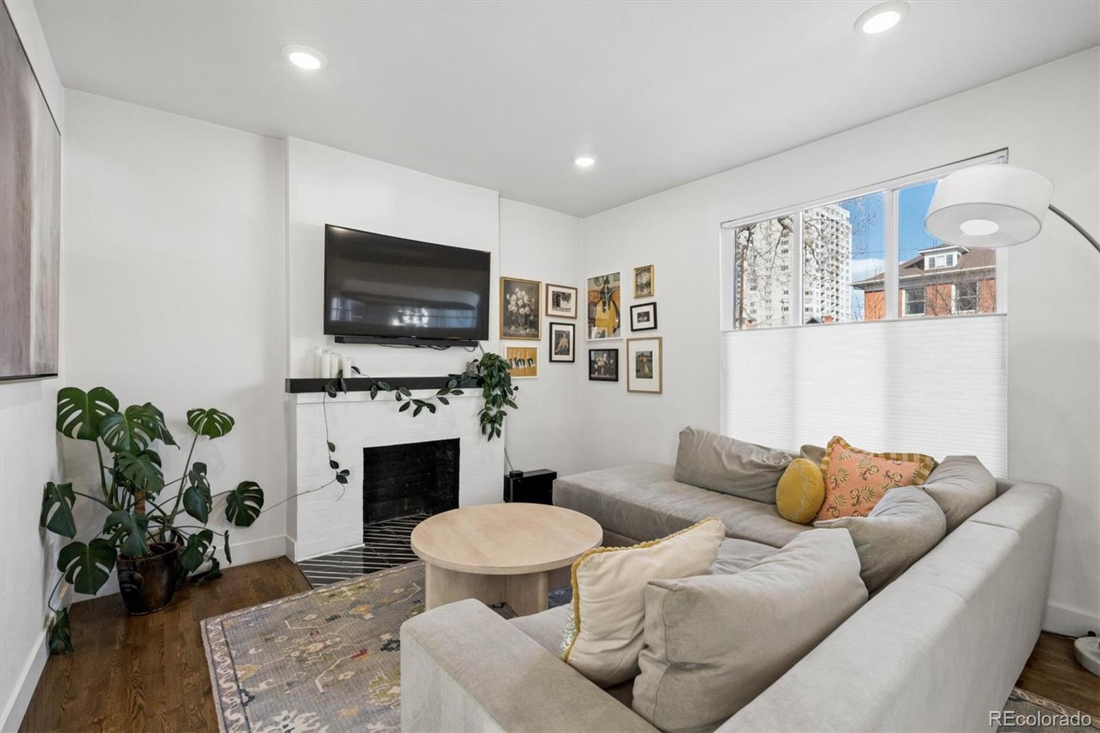 MLS Image #2 for 123 s emerson street,denver, Colorado