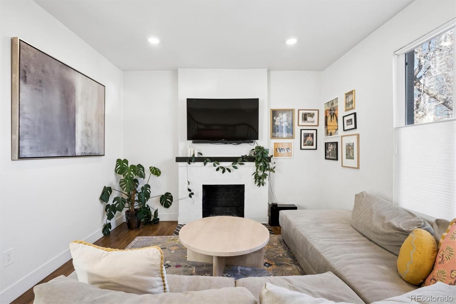 MLS Image #3 for 123 s emerson street,denver, Colorado