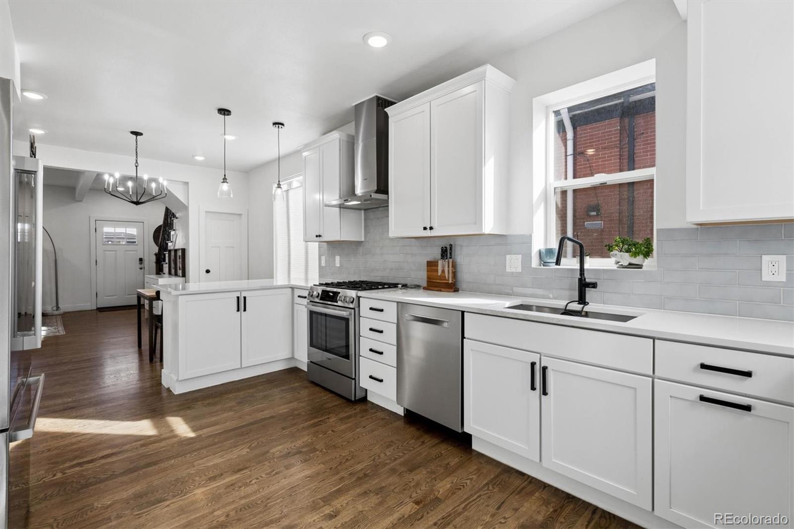 MLS Image #9 for 123 s emerson street,denver, Colorado