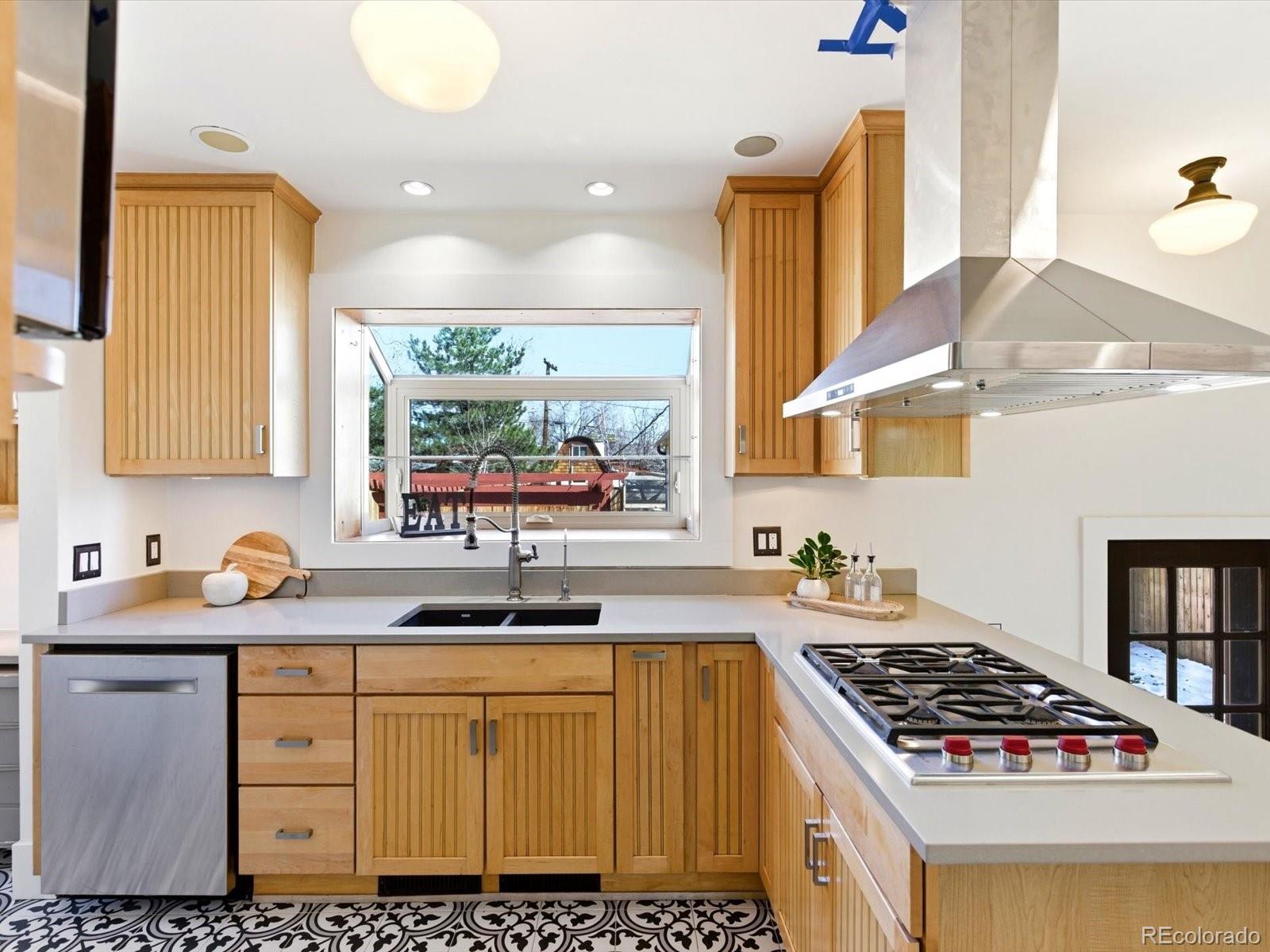 MLS Image #18 for 2830  vrain street,denver, Colorado