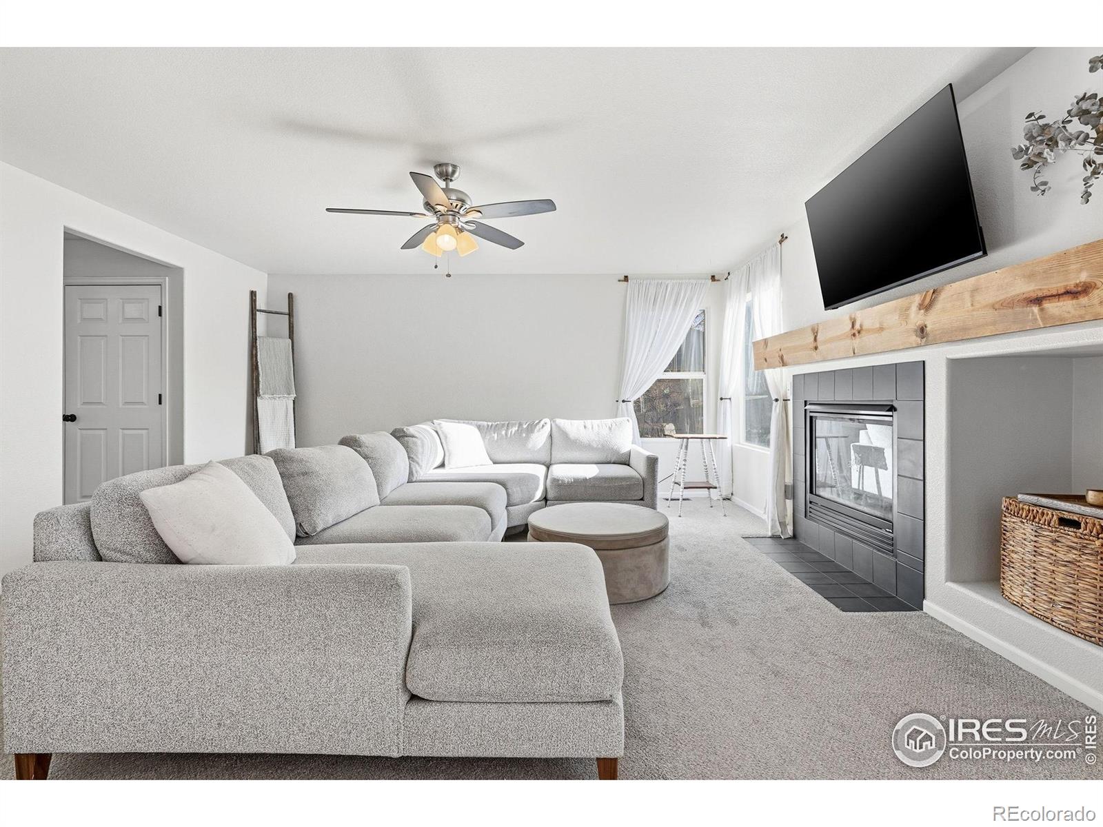 MLS Image #4 for 1273  trail ridge road,longmont, Colorado
