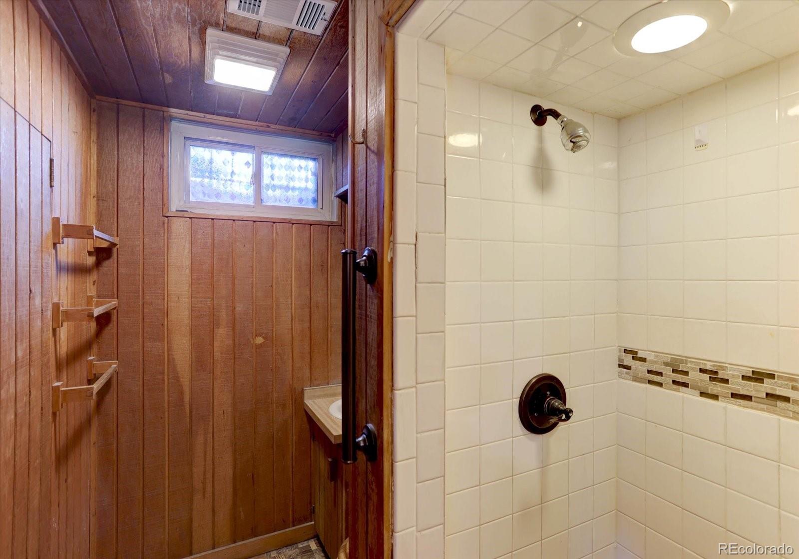 MLS Image #19 for 7141  raritan street,denver, Colorado