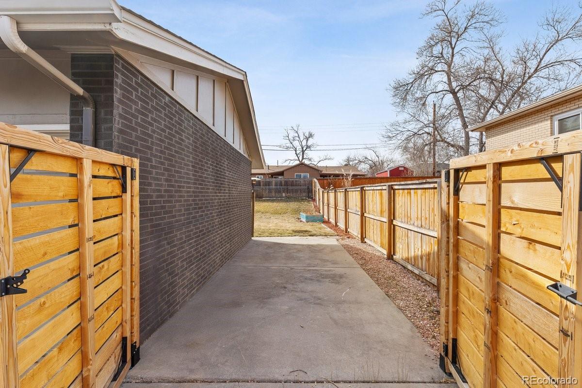 MLS Image #23 for 921 s taft street,lakewood, Colorado