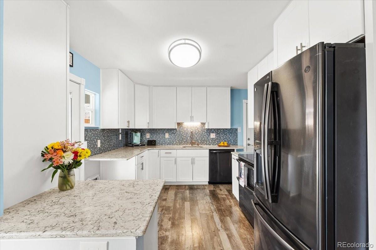 MLS Image #7 for 921 s taft street,lakewood, Colorado