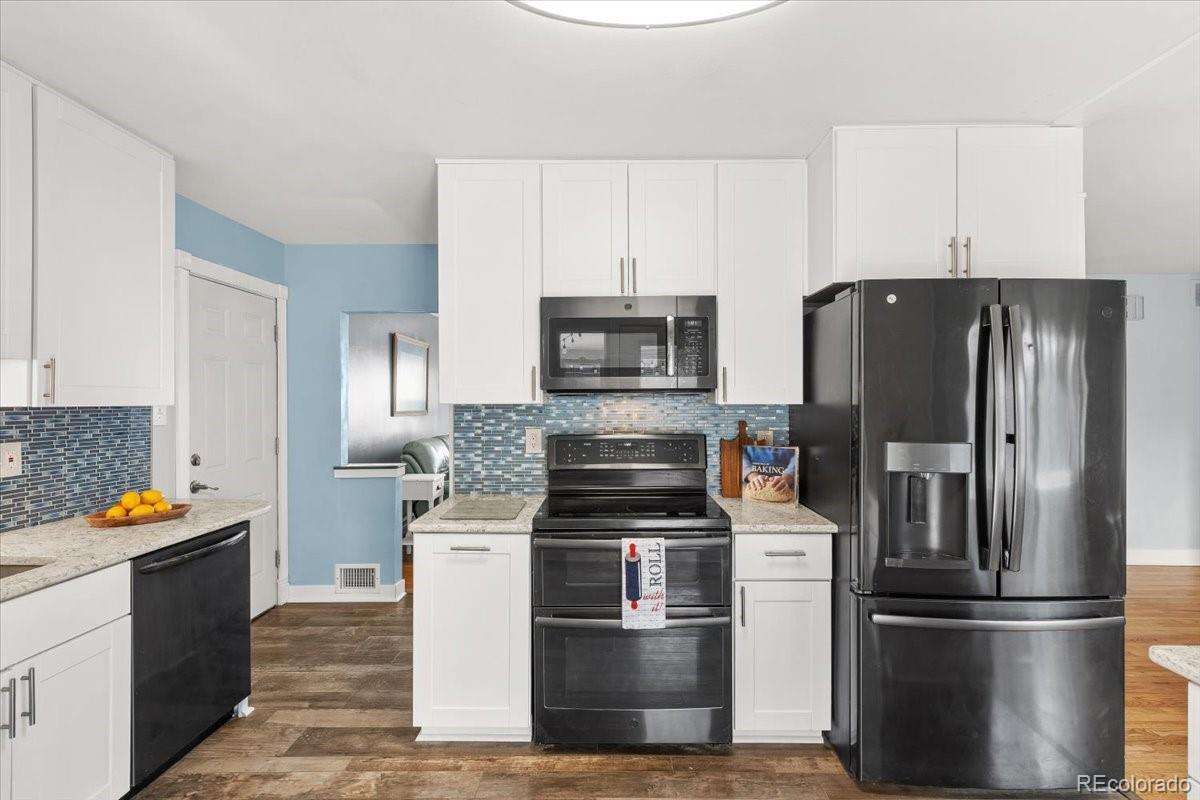MLS Image #8 for 921 s taft street,lakewood, Colorado
