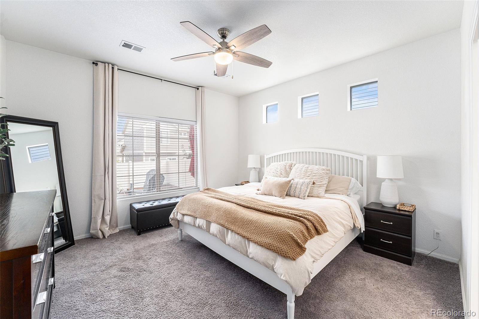 MLS Image #11 for 18253 e 52nd avenue,denver, Colorado