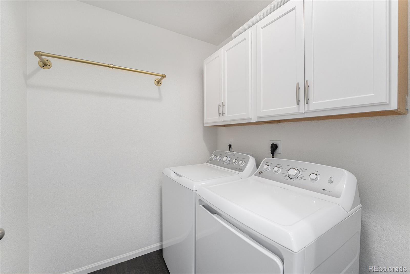 MLS Image #16 for 18253 e 52nd avenue,denver, Colorado