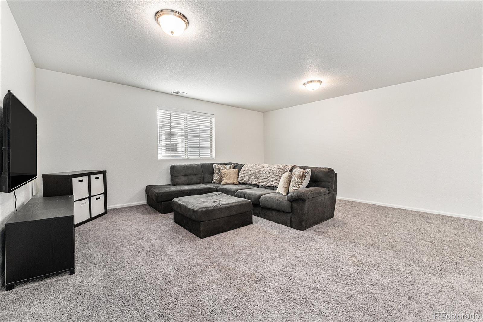 MLS Image #22 for 18253 e 52nd avenue,denver, Colorado