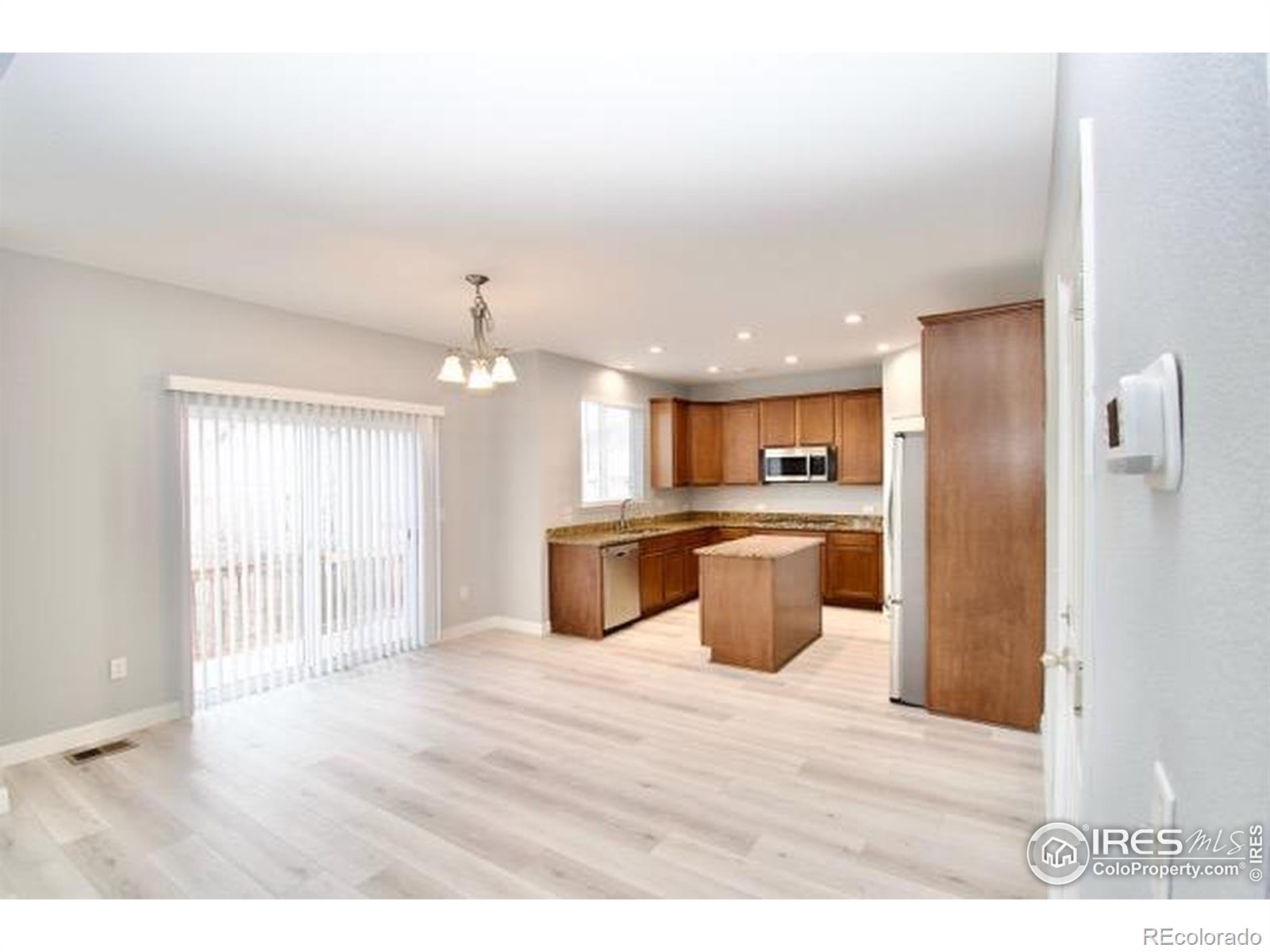 MLS Image #14 for 9944  norfolk street,commerce city, Colorado