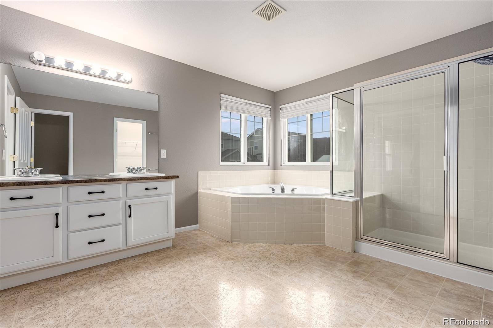 MLS Image #12 for 20991 e greenwood place,aurora, Colorado