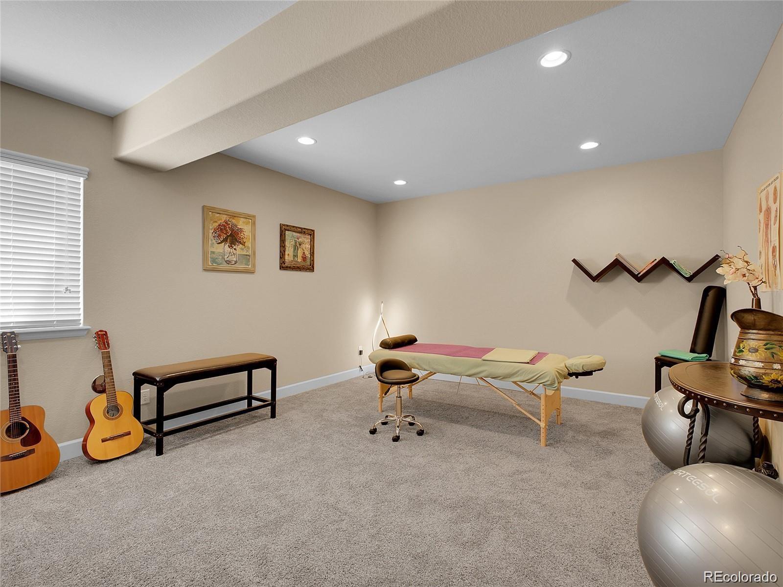 MLS Image #21 for 6450 s riverwood court,aurora, Colorado